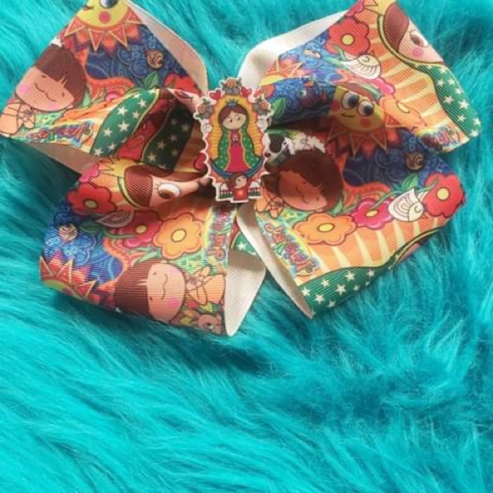 Bows - Picture 7 of 16